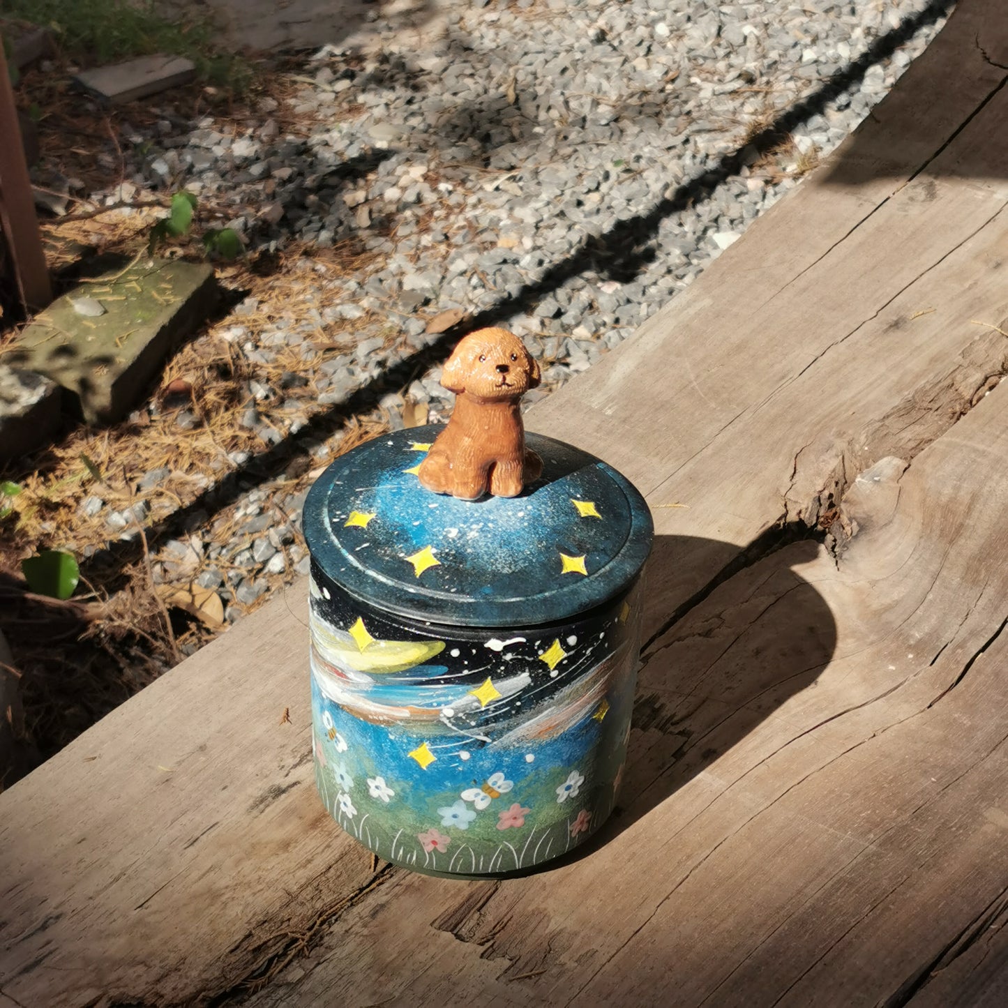 Custom Pet Urn With Cute Pet Figure & Customized Pattern